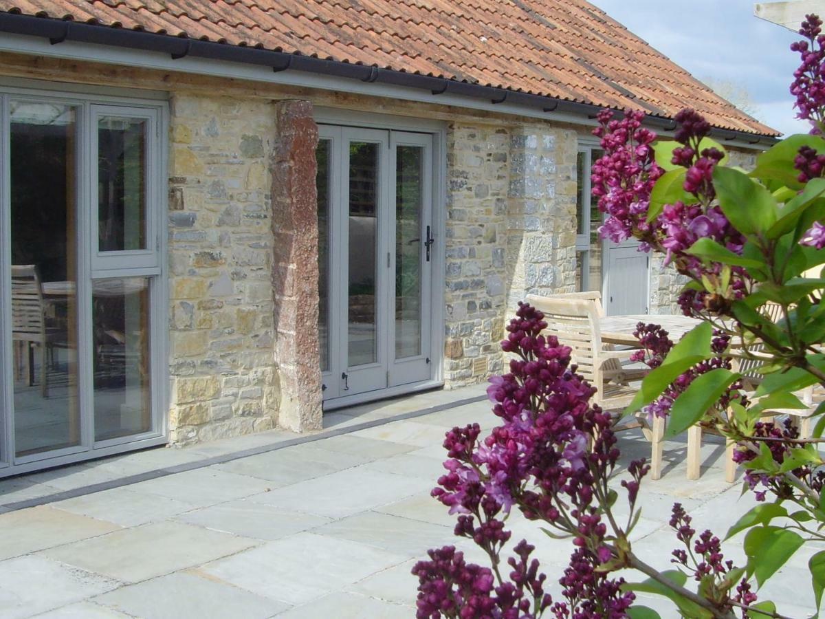 แพร์ ทรี คอทเทจส์ Villa Wedmore ภายนอก รูปภาพ