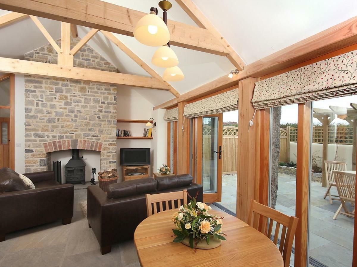 แพร์ ทรี คอทเทจส์ Villa Wedmore ภายนอก รูปภาพ