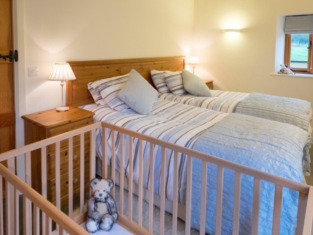 แพร์ ทรี คอทเทจส์ Villa Wedmore ภายนอก รูปภาพ